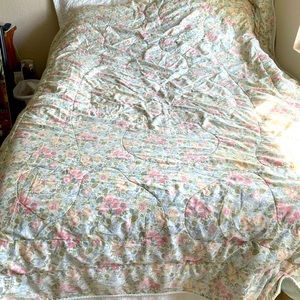 Vintage Laura Ashley Quartet Full Comforter